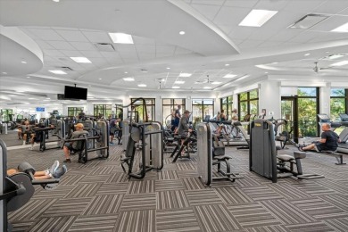 GROUND FLOOR, END UNIT, 3-bedroom, 2 bathroom condominium with on Lakewood National Golf Club in Florida - for sale on GolfHomes.com, golf home, golf lot