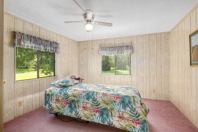 Price Just Dropped - Seller's Ready to Deal!   FINANCING on Ocala Palms Golf and Country Club in Florida - for sale on GolfHomes.com, golf home, golf lot