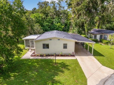 Price Just Dropped - Seller's Ready to Deal!   FINANCING on Ocala Palms Golf and Country Club in Florida - for sale on GolfHomes.com, golf home, golf lot