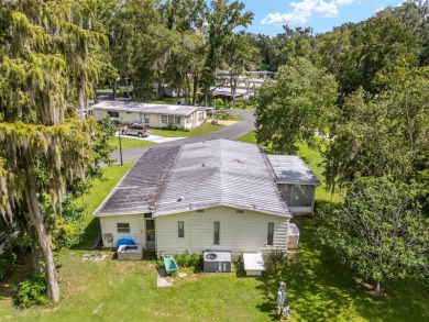 Price Just Dropped - Seller's Ready to Deal!   FINANCING on Ocala Palms Golf and Country Club in Florida - for sale on GolfHomes.com, golf home, golf lot