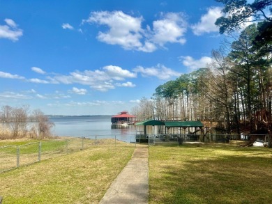 Lakeside Haven on Toledo Bend Escape to this charming 1 story on Pendleton Harbor in Texas - for sale on GolfHomes.com, golf home, golf lot