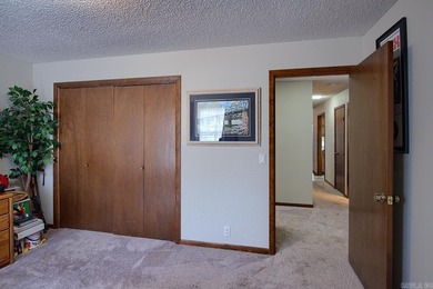 THE PERFECT DOWNSIZER!!  This cozy home is move-in ready with on Cortez Golf Course in Arkansas - for sale on GolfHomes.com, golf home, golf lot