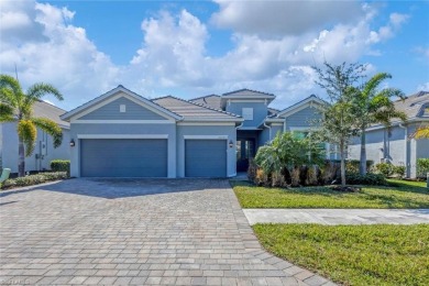 RARELY AVAILABLE SUMMERVILLE! GOLF MEMBERSHIP INCLUDED! *GOLF on Heritage Landing Golf  in Florida - for sale on GolfHomes.com, golf home, golf lot