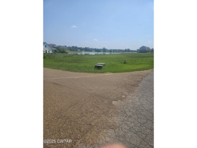 Beautiful Wynridge Golf Course vacant corner lot for sale. Build on WynRidge Greens in Tennessee - for sale on GolfHomes.com, golf home, golf lot