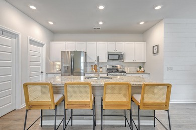 Welcome to a neighborhood just off the beaten track, where on Shadowmoss Plantation Golf Club in South Carolina - for sale on GolfHomes.com, golf home, golf lot