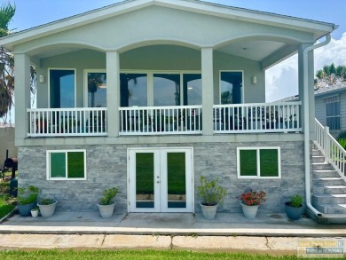 SENSATIONAL SUNSETS AWAIT!!  Welcome to this gorgeous 1,244 sq on Long Island Golf Course in Texas - for sale on GolfHomes.com, golf home, golf lot
