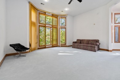 Welcome to this exceptional custom-built residence on the on Eagles Nest Country Club in Kentucky - for sale on GolfHomes.com, golf home, golf lot