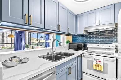 This bright and breezy corner unit features an open floorplan on Honolulu Country Club in Hawaii - for sale on GolfHomes.com, golf home, golf lot