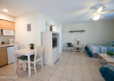 Welcome to this meticulously maintained 2-bedroom, 2-bath condo on Brunswick Plantation and Golf Resorts in North Carolina - for sale on GolfHomes.com, golf home, golf lot