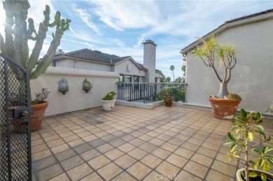 This home located less than a mile from the beach is a canvas on Hyatt Newport Back Bay Golf Course in California - for sale on GolfHomes.com, golf home, golf lot