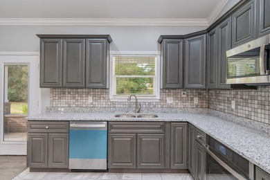 Welcome to the highly desirable Foxwood Golf neighborhood! This on Foxwood Country Club in Florida - for sale on GolfHomes.com, golf home, golf lot