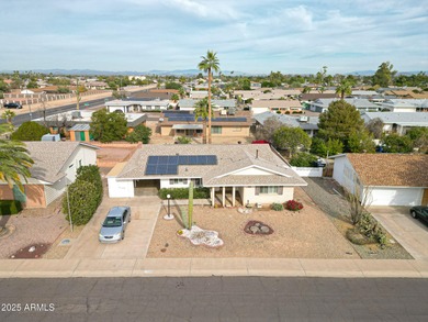 **Charming 2-Bed, 2-Bath Home with Golf Cart Garage-Move-In on Sun City Country Club in Arizona - for sale on GolfHomes.com, golf home, golf lot