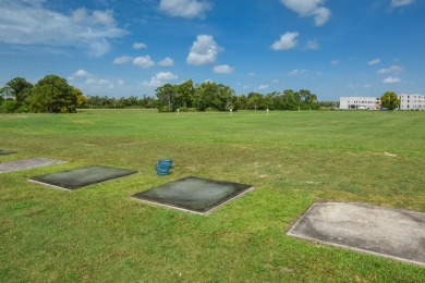 This spacious 3-bedroom, 2-bathroom home with a 2-car garage is on Heritage Ridge Golf Club in Florida - for sale on GolfHomes.com, golf home, golf lot