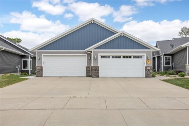 Enjoy the blend of nature and city life in this immaculate 4 on Ellis Park Golf Course in Iowa - for sale on GolfHomes.com, golf home, golf lot