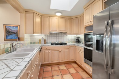 Rarely does a unit offer such a prime, *heart-of-the-community* on Quail Run Golf Course in New Mexico - for sale on GolfHomes.com, golf home, golf lot