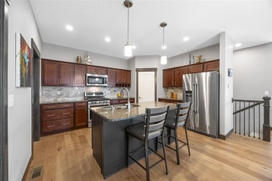 Enjoy the blend of nature and city life in this immaculate 4 on Ellis Park Golf Course in Iowa - for sale on GolfHomes.com, golf home, golf lot