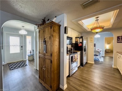 *NO Hurricane damage or flooding* Wow! NO FLOOD INSURANCE on El Rio Golf Course and Club in Florida - for sale on GolfHomes.com, golf home, golf lot