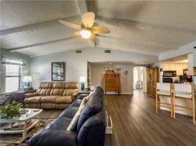 *NO Hurricane damage or flooding* Wow! NO FLOOD INSURANCE on El Rio Golf Course and Club in Florida - for sale on GolfHomes.com, golf home, golf lot