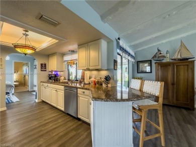*NO Hurricane damage or flooding* Wow! NO FLOOD INSURANCE on El Rio Golf Course and Club in Florida - for sale on GolfHomes.com, golf home, golf lot