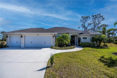 GORGEOUS 2020, 3 Bedroom, 2 Bath with 3 CAR GARAGE Custom Porter on Pinemoor West Golf Club in Florida - for sale on GolfHomes.com, golf home, golf lot