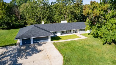 Truly a DREAM home. This sprawling 4 Bedroom, 3 Full bathroom on Lake of the Woods Golf Course in Illinois - for sale on GolfHomes.com, golf home, golf lot
