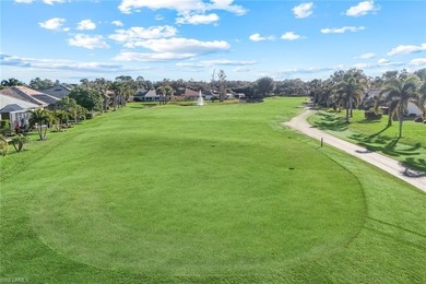 This very well maintained 3 bed, 2 bath single-family pool home on Hunters Ridge Country Club in Florida - for sale on GolfHomes.com, golf home, golf lot