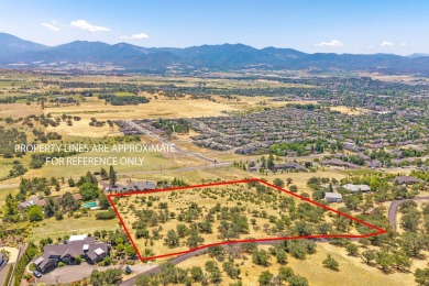 Panoramic views of the Rogue Valley!  A picturesque setting of on  in Oregon - for sale on GolfHomes.com, golf home, golf lot