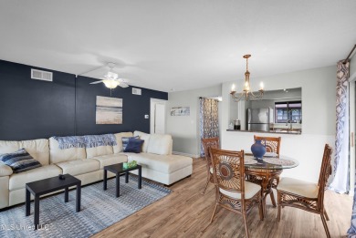 BEAUTIFULLY UPDATED TOP FLOOR GOLF COURSE UNIT WITH 2 BEDROOMS on Diamondhead Country Club in Mississippi - for sale on GolfHomes.com, golf home, golf lot