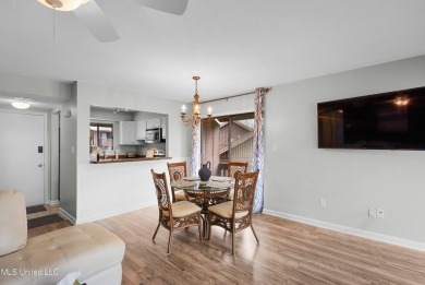BEAUTIFULLY UPDATED TOP FLOOR GOLF COURSE UNIT WITH 2 BEDROOMS on Diamondhead Country Club in Mississippi - for sale on GolfHomes.com, golf home, golf lot