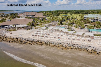Seller offering to INCLUDE a Seabrook Island Club membership on The Seabrook Island Club in South Carolina - for sale on GolfHomes.com, golf home, golf lot
