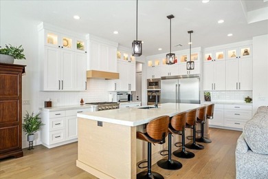 Upscale home in desirable Green Springs neighborhood. Home on Green Spring Country Club in Utah - for sale on GolfHomes.com, golf home, golf lot