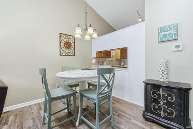 Rare find in Arlington Park! This beautifully maintained on Arlington Park Association in Indiana - for sale on GolfHomes.com, golf home, golf lot