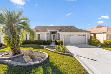 BOND PAID!  New Roof 2020.  New Water Heater 2023. LOCATION! on The Links of Spruce Creek in Florida - for sale on GolfHomes.com, golf home, golf lot