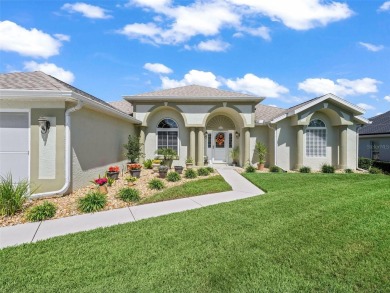 Beautiful and move-in-ready 3BR/2BA golf course home located in on Ocala Palms Golf and Country Club in Florida - for sale on GolfHomes.com, golf home, golf lot