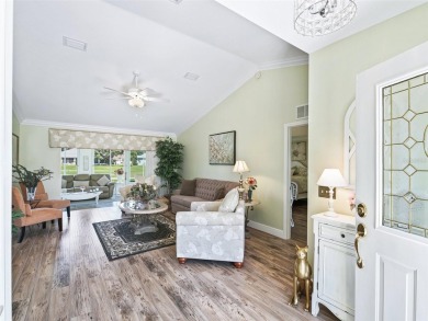 Beautiful and move-in-ready 3BR/2BA golf course home located in on Ocala Palms Golf and Country Club in Florida - for sale on GolfHomes.com, golf home, golf lot