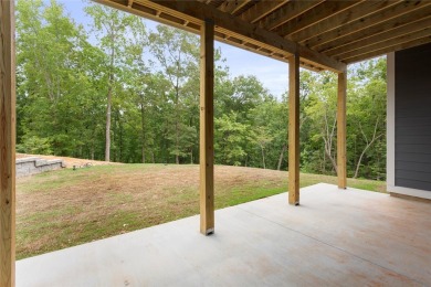 MOVE IN READY. Located in the gated Lake Keowee community of on Keowee Key Golf and Country Club in South Carolina - for sale on GolfHomes.com, golf home, golf lot