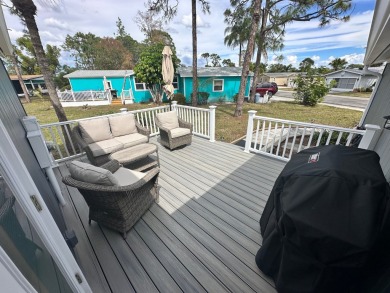 A beautiful and well cared for Barrington home with 2 bedrooms on Del Tura Golf and Country Club in Florida - for sale on GolfHomes.com, golf home, golf lot