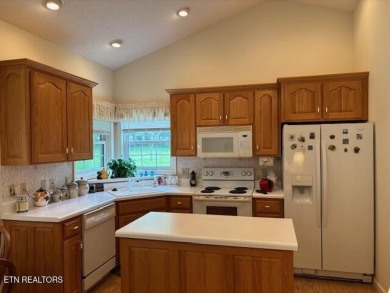 This house is located in a very desirable area of ''FAIRFIELD on Heatherhurst Golf Course in Tennessee - for sale on GolfHomes.com, golf home, golf lot