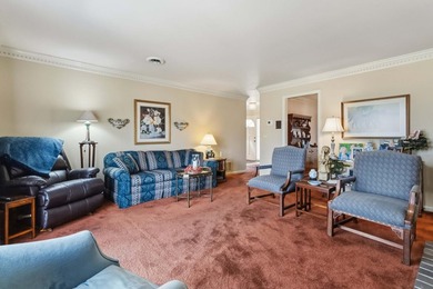 Golf course living with a view! This townhome located in the on Eagles Nest Country Club in Kentucky - for sale on GolfHomes.com, golf home, golf lot