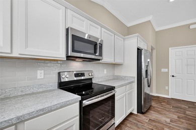 One or more photo(s) has been virtually staged. FABULOUS 3/2 on Pennbrooke Fairways in Florida - for sale on GolfHomes.com, golf home, golf lot