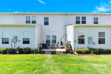 Step inside this beautifully decorated townhome in the on Fox Den Country Club in North Carolina - for sale on GolfHomes.com, golf home, golf lot