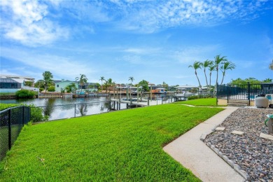 Waterfront and no flood damage due to an 11' elevation!  Welcome on Apollo Beach Golf and Sea Club in Florida - for sale on GolfHomes.com, golf home, golf lot