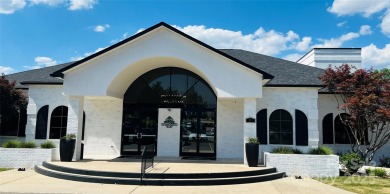 Step inside this beautifully decorated townhome in the on Fox Den Country Club in North Carolina - for sale on GolfHomes.com, golf home, golf lot