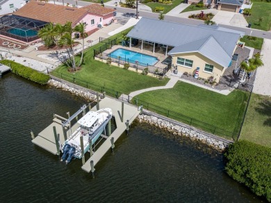 Waterfront and no flood damage due to an 11' elevation!  Welcome on Apollo Beach Golf and Sea Club in Florida - for sale on GolfHomes.com, golf home, golf lot