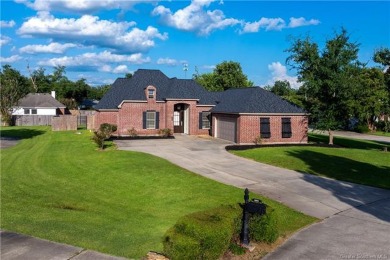 Welcome to 4909 East Westridge in beautiful Lake Charles on Lake Charles Country Club in Louisiana - for sale on GolfHomes.com, golf home, golf lot