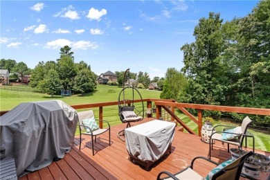 Welcome to this spacious 5-bedroom, 3.5-bathroom home nestled in on Meadowlands Golf Club in North Carolina - for sale on GolfHomes.com, golf home, golf lot