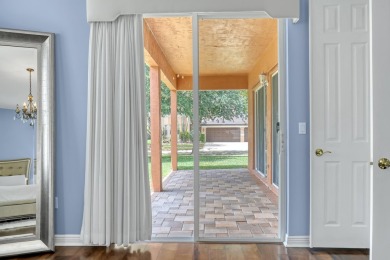 Welcome to this charming one-story home in Madison Green, Royal on The Links At Madison Green in Florida - for sale on GolfHomes.com, golf home, golf lot