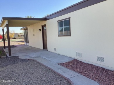 This beautiful 3 bed/2 bath, home located in one of the finest on PalmBrook Country Club in Arizona - for sale on GolfHomes.com, golf home, golf lot