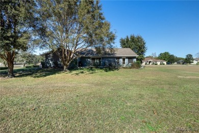 Beautifully updated 2 bedroom, 2 bathroom, 2 car garage home on Citrus Hills Golf Club in Florida - for sale on GolfHomes.com, golf home, golf lot