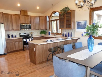 Beautiful single level end unit ground floor condo in nearly new on Bridger Creek Golf Course in Montana - for sale on GolfHomes.com, golf home, golf lot